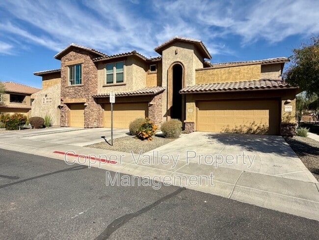 property at 2425 W Bronco Butte Trl