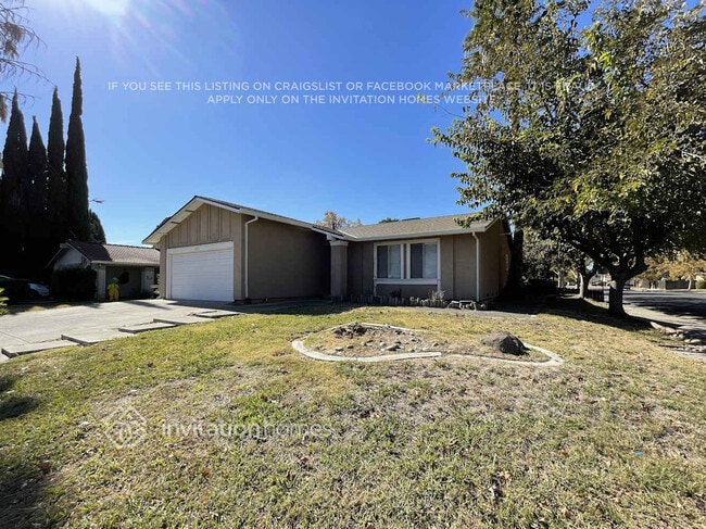 property at 2875 Georgia Dr