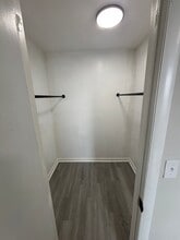 2-4-4 N Liberty Ave, Unit 8 in Endicott, NY - Foto de edificio - Building Photo