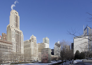 Six North Michigan Building in Chicago, IL - Building Photo - Building Photo