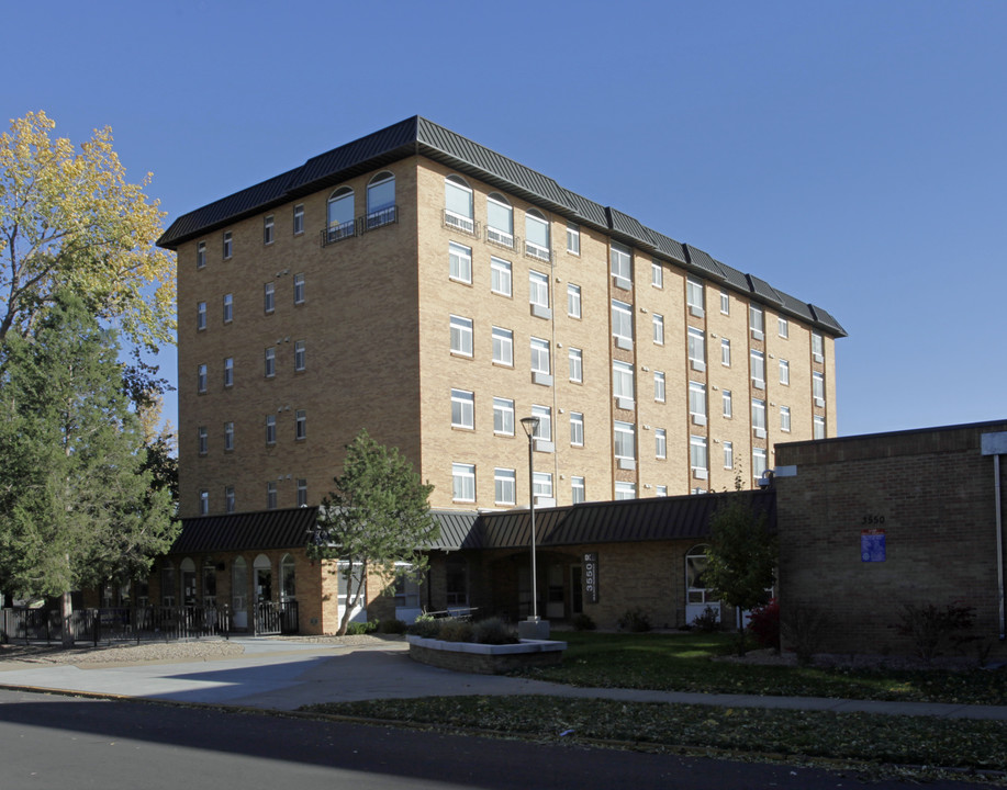 Mulroy Apartments in Denver, CO - Foto de edificio