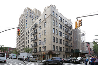 346 Bleecker St in New York, NY - Building Photo - Primary Photo