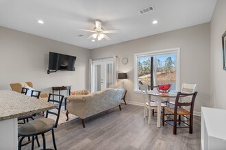 167 Pebble Beach Pl in Hot Springs National Park, AR - Building Photo - Building Photo