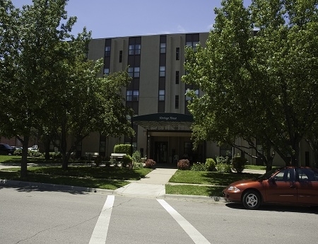 Gordy Square in El Dorado, KS - Foto de edificio