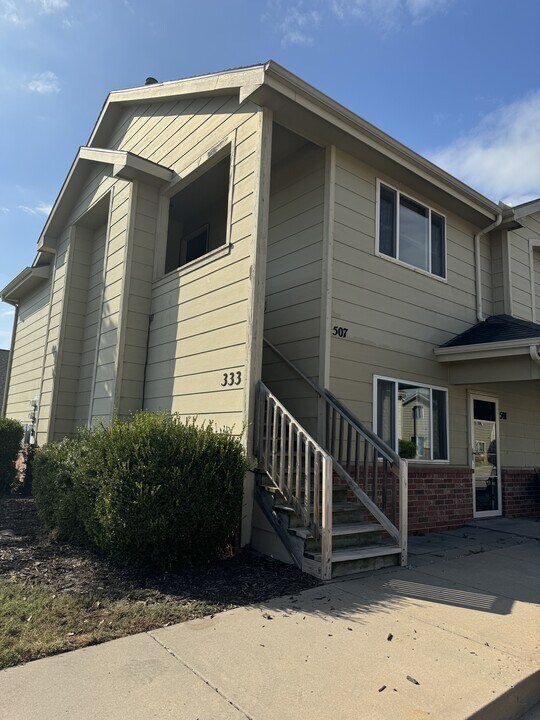 333 S Tyler Rd in Wichita, KS - Building Photo