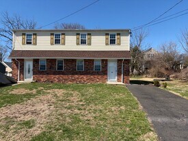 406 Avenue C in Horsham, PA - Building Photo