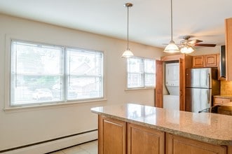 Riverwood Commons, LLC in Bordentown, NJ - Building Photo - Building Photo