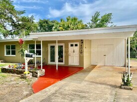 4030 Corrine Dr in Orlando, FL - Building Photo