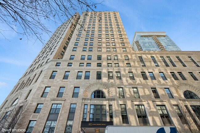 property at 850 N Lake Shore Dr