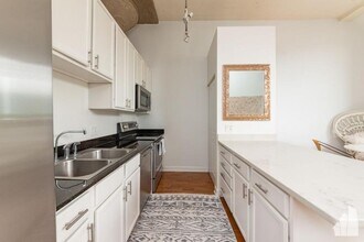 4131 W Belmont Ave in Chicago, IL - Building Photo - Building Photo