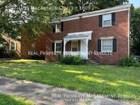 1009 1011-1011 MacArthur Cir in Evansville, IN - Building Photo