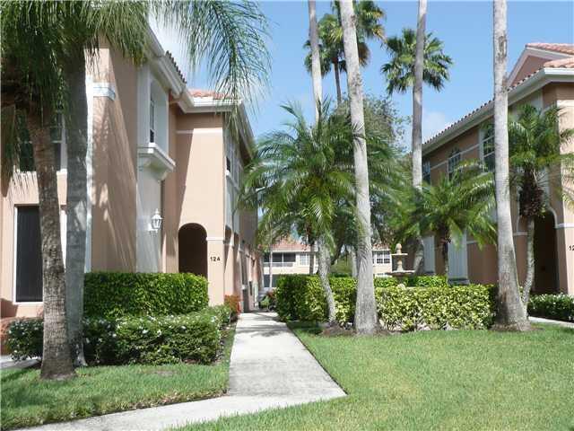 124 Legendary Cir in Palm Beach Gardens, FL - Building Photo - Building Photo