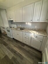 409 Main St in Cromwell, CT - Building Photo - Building Photo