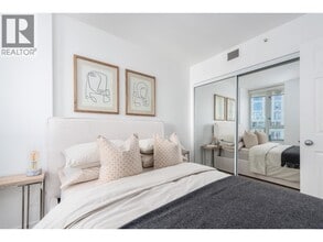 63 Keefer Pl in Vancouver, BC - Building Photo - Building Photo