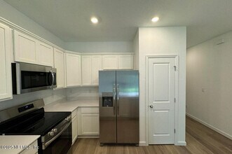 625 Holly Lks Dr in Orange Park, FL - Building Photo - Building Photo