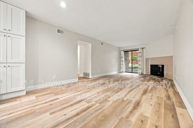 property at 433 Wright St