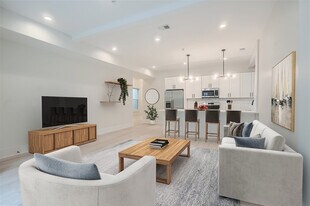 1830 W Cuyler Ave, Unit 1 in Chicago, IL - Building Photo