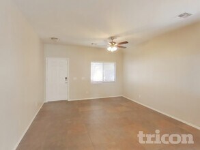 44103 W Neely Dr in Maricopa, AZ - Building Photo - Building Photo