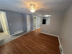 898 Ridge Rd in Webster, NY - Building Photo - Building Photo