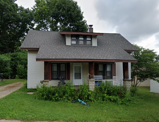 property at 112 Charles Ct