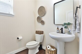2215 Tonkawa Trl in Katy, TX - Building Photo - Building Photo