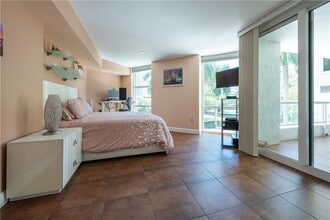 401 SW 4th Ave in Fort Lauderdale, FL - Building Photo - Building Photo
