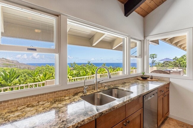 17 Akumu Way in Wailuku, HI - Building Photo - Building Photo