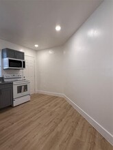 7724 NE 1st Ave in Miami, FL - Building Photo - Building Photo