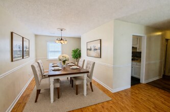 13900 SW Wyandotte Dr in Huntsville, AL - Building Photo - Building Photo