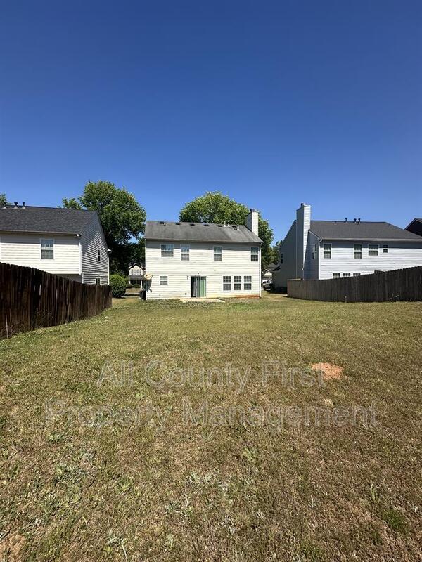 2274 Silver Maple Cir in Ellenwood, GA - Building Photo - Building Photo