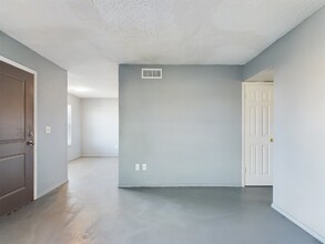 1612 9th St-Unit -Unit A in Marble Falls, TX - Building Photo - Building Photo