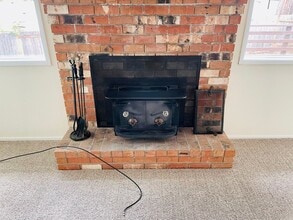 5522 Beechwood Ct S in Salem, OR - Building Photo - Building Photo