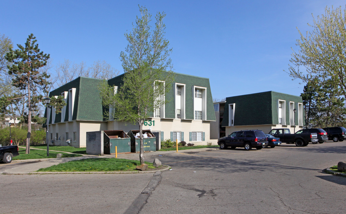 Brittany Hills Apartments in Columbus, OH - Foto de edificio