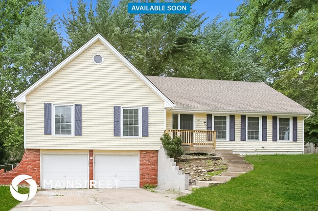 property at 9952 Charlotte N St