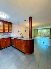 2224 Woodside Ln in Sacramento, CA - Building Photo - Building Photo
