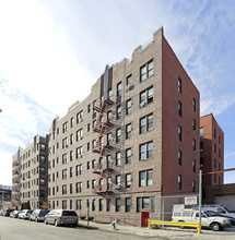 3950 60th St in Woodside, NY - Building Photo - Building Photo