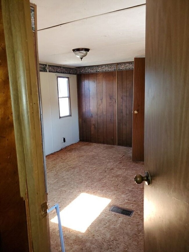 180 Gray Fox Rd in Williston, SC - Building Photo - Building Photo