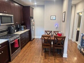 3704 N Janssen Ave in Chicago, IL - Building Photo - Building Photo