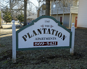 Plantation Apartments in Springfield, MO - Foto de edificio - Building Photo