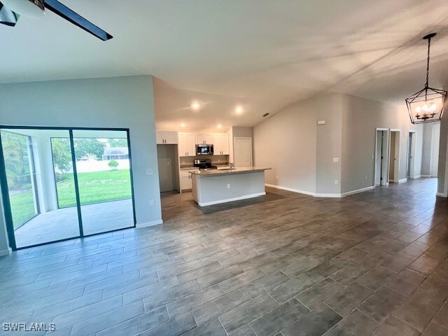 property at 2401 Atlantic Cir