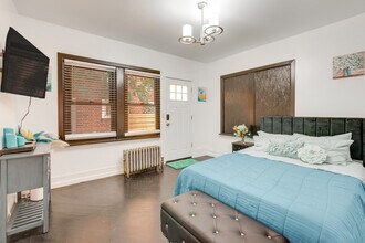 318 Meeker Ave in Newark, NJ - Building Photo - Building Photo