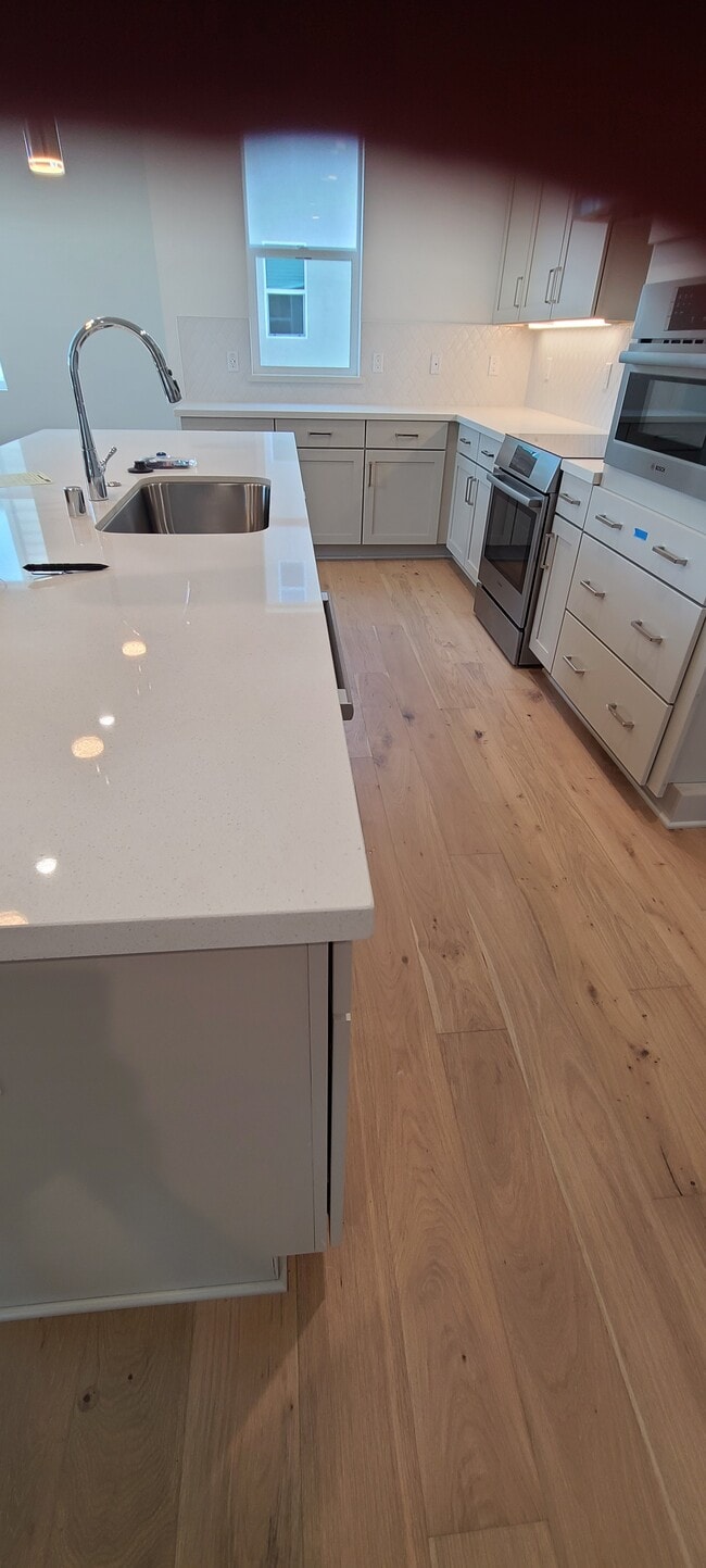 property at 5601 Linen Ct