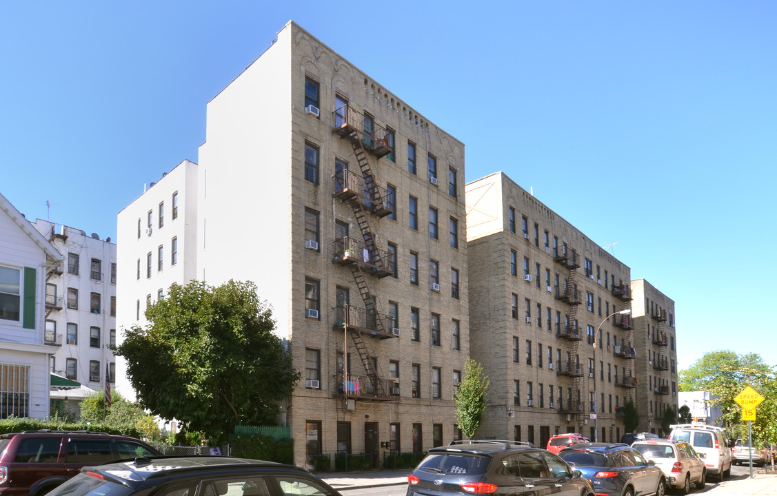 1441-1451 Overing St in Bronx, NY - Building Photo