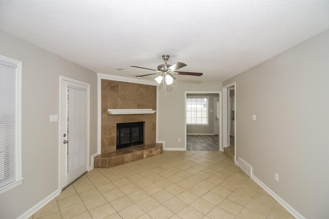 7107 Butterfly Dr in Memphis, TN - Building Photo - Building Photo