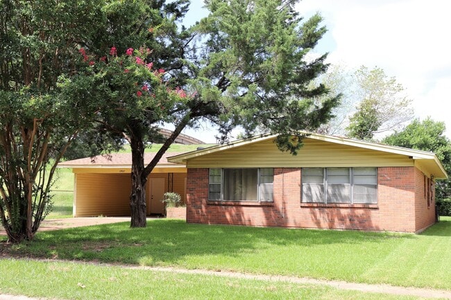 1907 Bonn St in Bossier City, LA - Building Photo - Building Photo