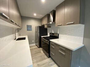 254 Normandie Ave in Los Angeles, CA - Building Photo - Building Photo