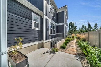 1932 W 200 N in Kaysville, UT - Foto de edificio - Building Photo