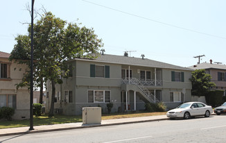 715 S Glenoaks Blvd Apartments