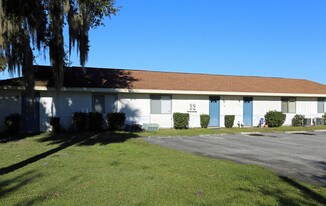 Deland River Apartments in DeLand, FL - Building Photo
