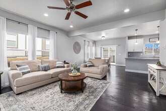 5325 Sky Top Ln in Colorado Springs, CO - Building Photo - Building Photo